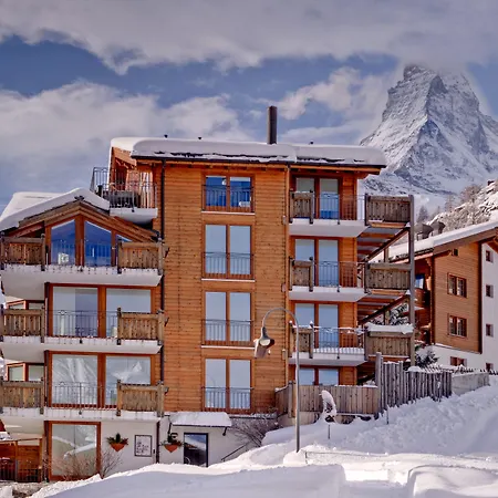 22 Summits Aparthotel