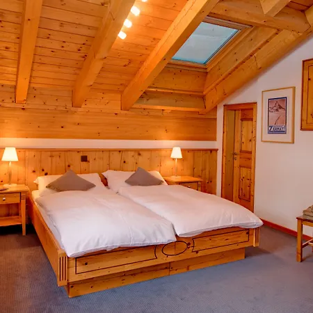 22 Summits Aparthotel Zermatt