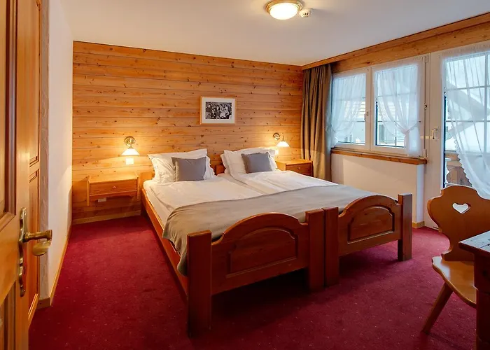 22 Summits Aparthotel