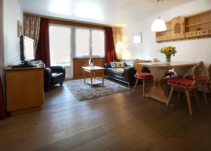 22 Summits Aparthotel