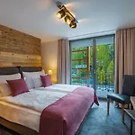 22 Summits Hotel apartamentowy