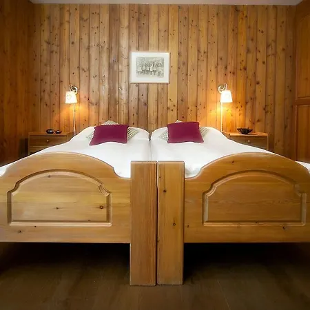 22 Summits Apart Otel