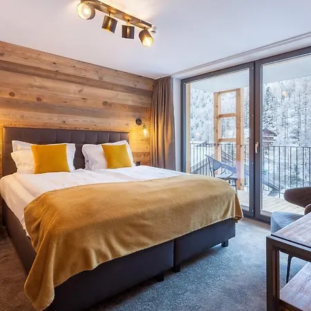 22 Summits Apart Otel 3*